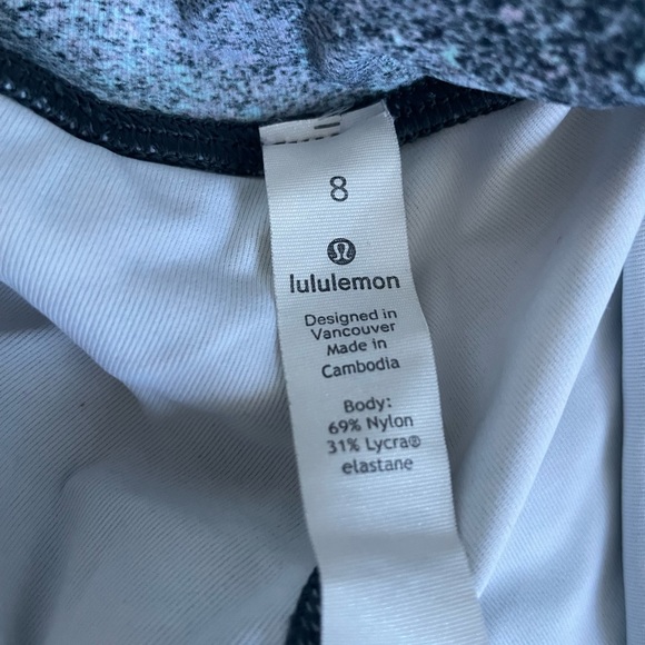 Wunder Under Lululemon Galaxy Print Leggings (size 8) - Picture 6 of 8
